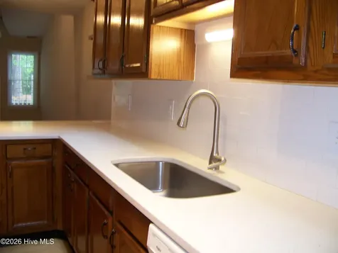 702 Cedarwood Village Morehead City NC 28557