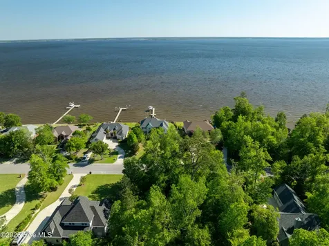 508 Neuse Harbour Boulevard New Bern NC 28560