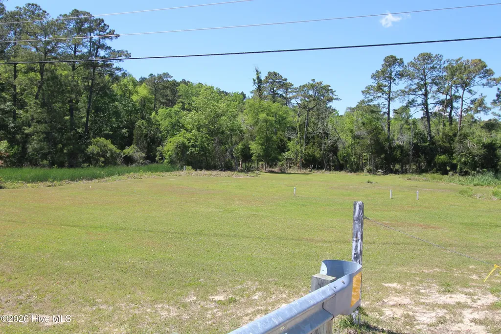 223 Bear Creek Road Hubert NC 28539