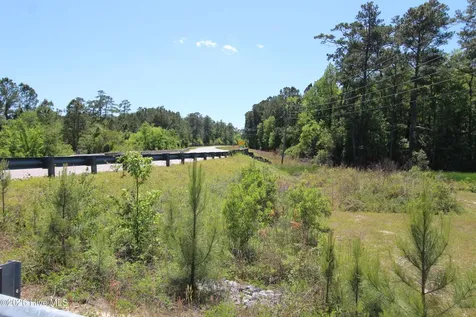 223 Bear Creek Road Hubert NC 28539