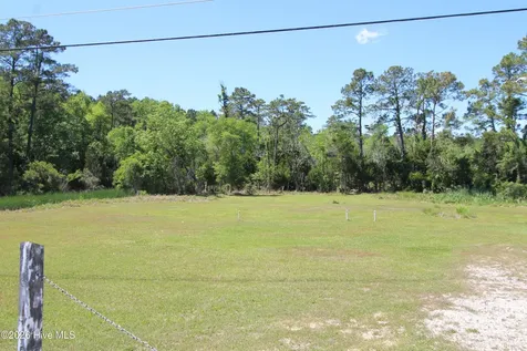 223 Bear Creek Road Hubert NC 28539