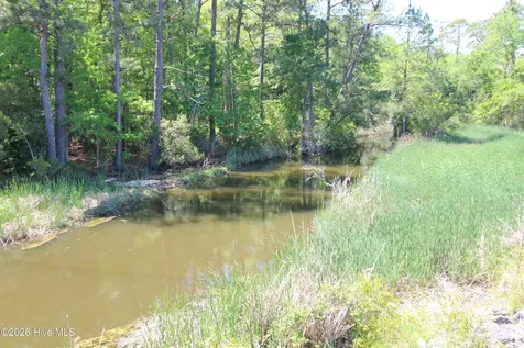 223 Bear Creek Road Hubert NC 28539
