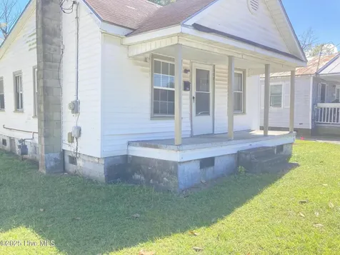 308 Jones Street New Bern NC 28562