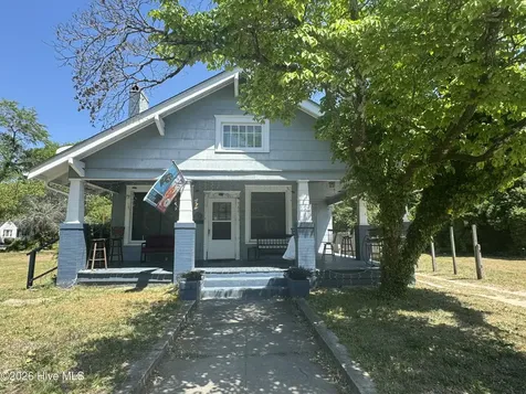 627 Washington Avenue Hamlet NC 28345