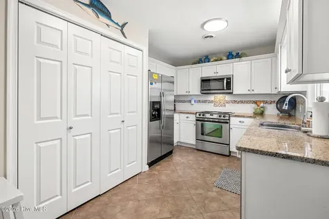 108 Sunshine Lane Holden Beach NC 28462
