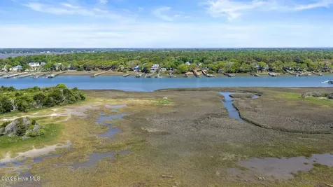 108 Sunshine Lane Holden Beach NC 28462