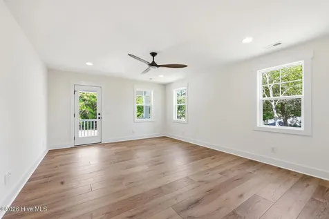 103 Fairway Lane Cape Carteret NC 28584