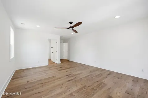 103 Fairway Lane Cape Carteret NC 28584