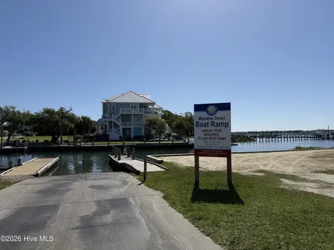 103 Fairway Lane Cape Carteret NC 28584