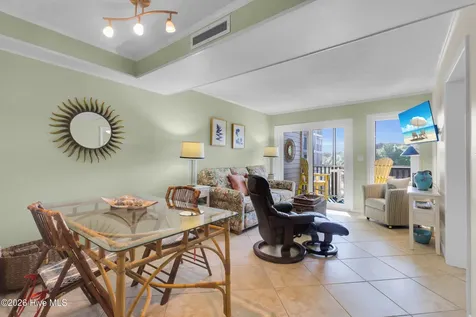 2509 W Fort Macon Road Atlantic Beach NC 28512