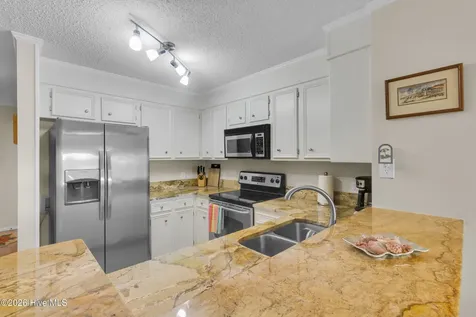2509 W Fort Macon Road Atlantic Beach NC 28512