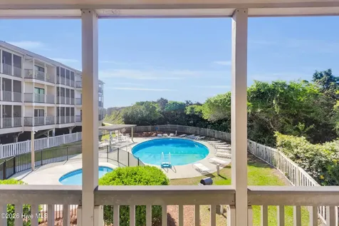 2509 W Fort Macon Road Atlantic Beach NC 28512