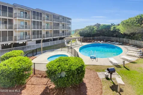 2509 W Fort Macon Road Atlantic Beach NC 28512