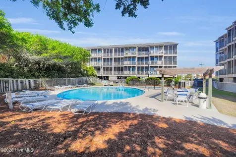 2509 W Fort Macon Road Atlantic Beach NC 28512