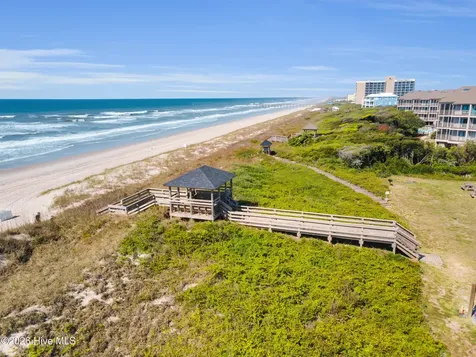 2509 W Fort Macon Road Atlantic Beach NC 28512