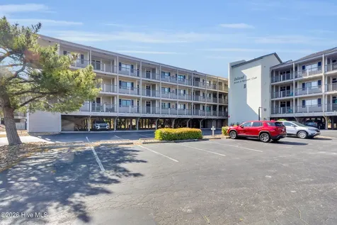 2509 W Fort Macon Road Atlantic Beach NC 28512