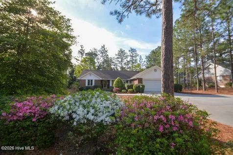 6 Spruce Lane Pinehurst NC 28374
