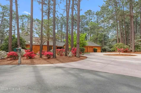 90 El Dorado Street Pinehurst NC 28374