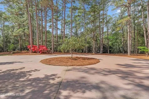 90 El Dorado Street Pinehurst NC 28374
