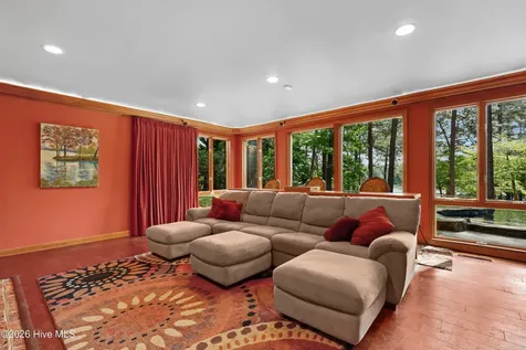 90 El Dorado Street Pinehurst NC 28374