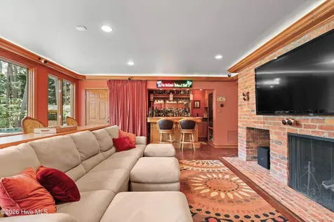 90 El Dorado Street Pinehurst NC 28374