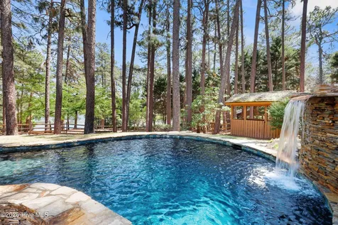 90 El Dorado Street Pinehurst NC 28374