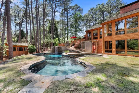 90 El Dorado Street Pinehurst NC 28374