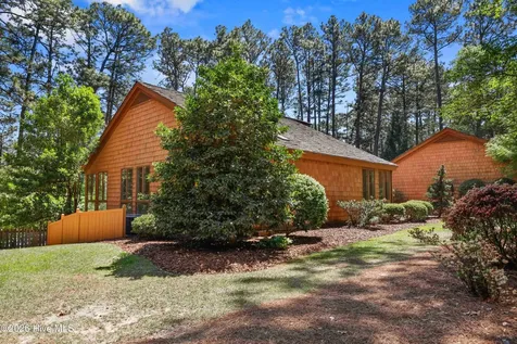 90 El Dorado Street Pinehurst NC 28374