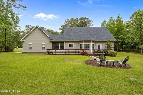 301 Seven Seas Drive Havelock NC 28532