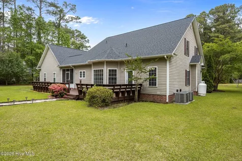 301 Seven Seas Drive Havelock NC 28532