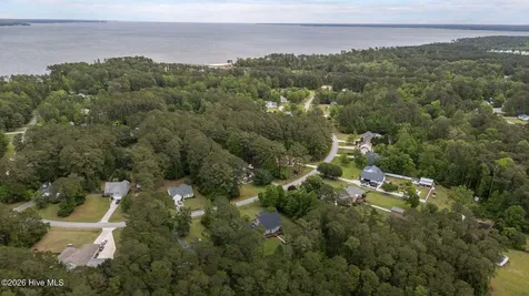 301 Seven Seas Drive Havelock NC 28532