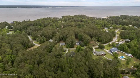 301 Seven Seas Drive Havelock NC 28532