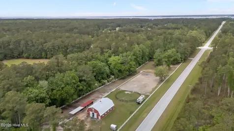 301 Seven Seas Drive Havelock NC 28532