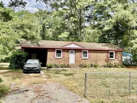 19281 Salley Mcnair Road Laurinburg NC 28352
