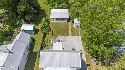 513 Broad Street Oriental NC 28571