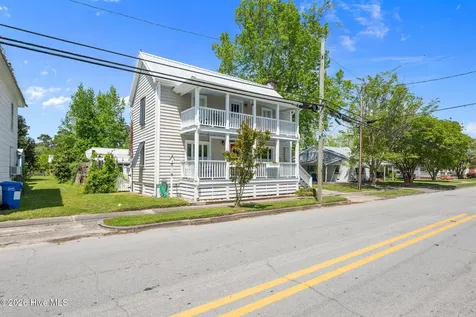 513 Broad Street Oriental NC 28571