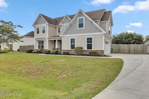 104 Bethea Street Holly Ridge NC 28445
