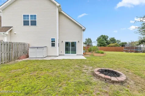 104 Bethea Street Holly Ridge NC 28445