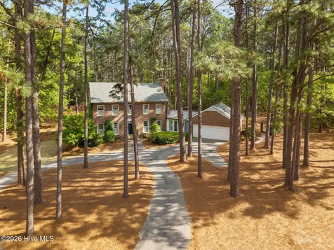 385 Lake Dornoch Drive Pinehurst NC 28374
