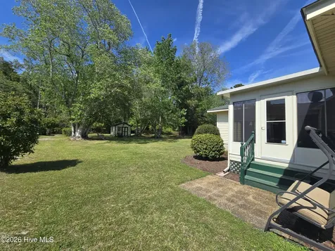 1836 Caracara Drive New Bern NC 28560