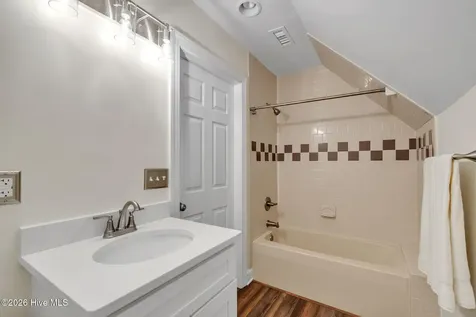 107 Poplar Circle Hertford NC 27944