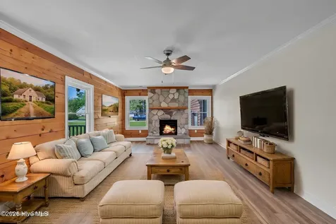 107 Poplar Circle Hertford NC 27944