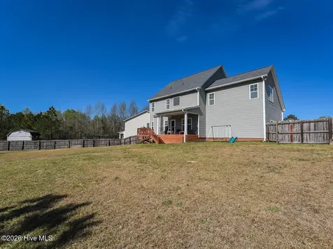 195 Dairy Court Raeford NC 28376