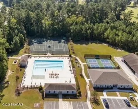 5010 Spring Green Pass New Bern NC 28562