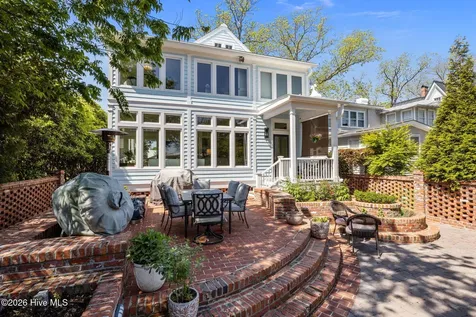 604 E Front Street New Bern NC 28560