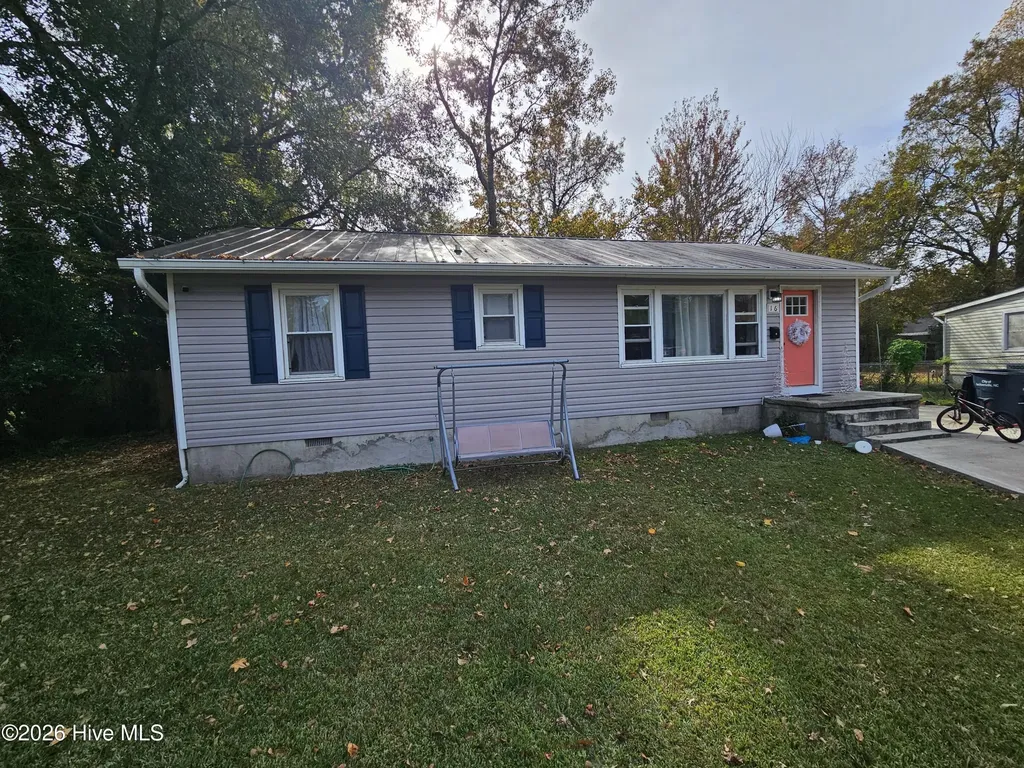 16 White Oak Street Jacksonville NC 28540
