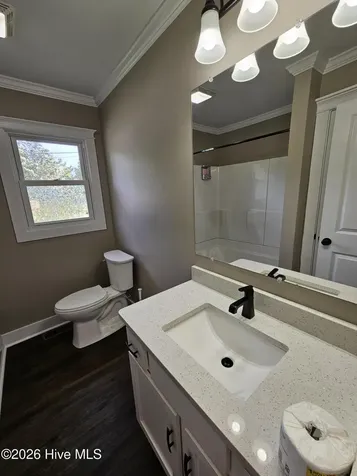 16 White Oak Street Jacksonville NC 28540