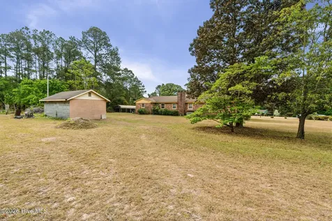130 Michael Maezyck Road Ellerbe NC 28338