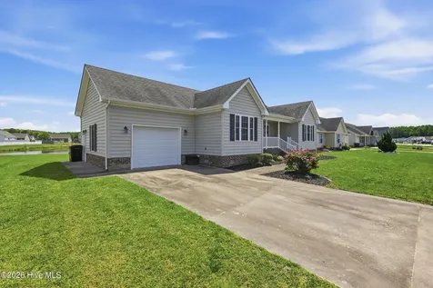 808 Compass Drive Elizabeth City NC 27909