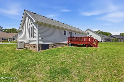 808 Compass Drive Elizabeth City NC 27909